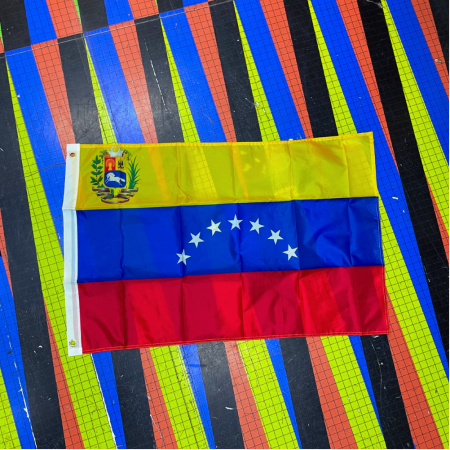 Bandera 7 estrellas con escudo  60 x 90 cm