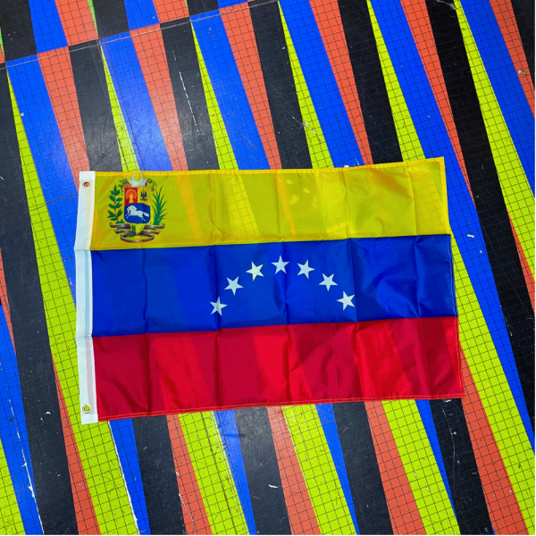 Bandera 7 estrellas con escudo  60 x 90 cm