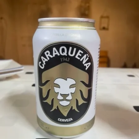 Cerveza Caraqueña Lata 33 cl 1942